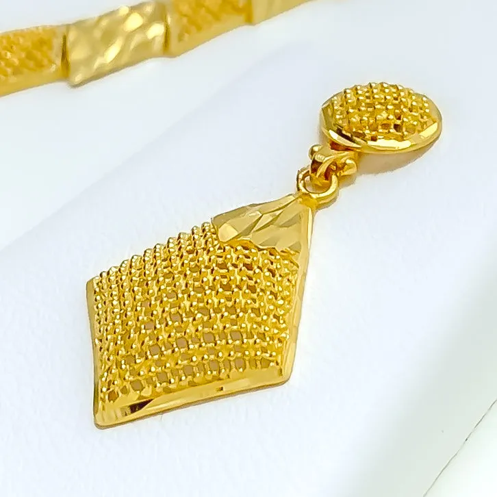 Alternating Dazzling 22K Gold Mesh Necklace Set