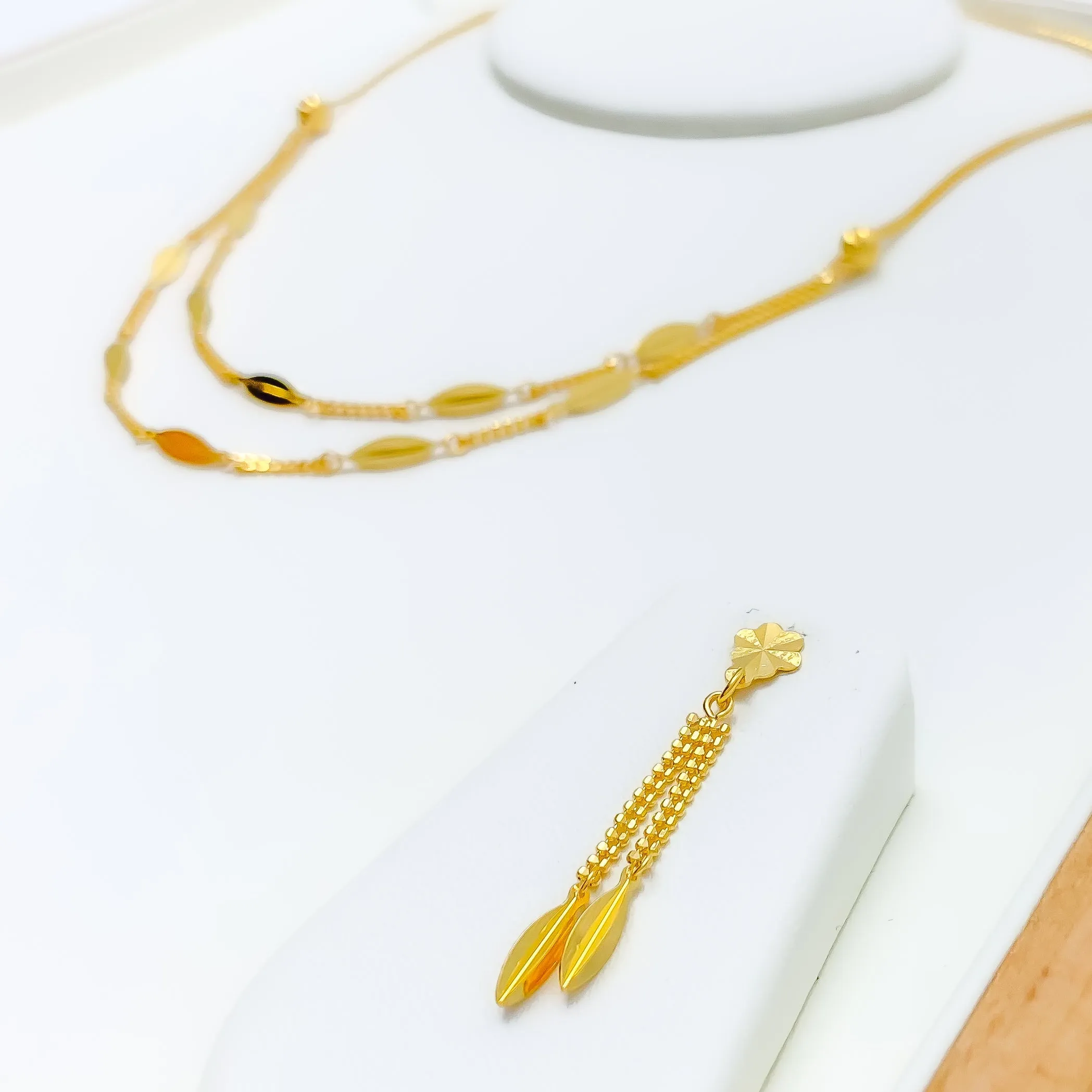 Beautiful Two Lara Necklace Set