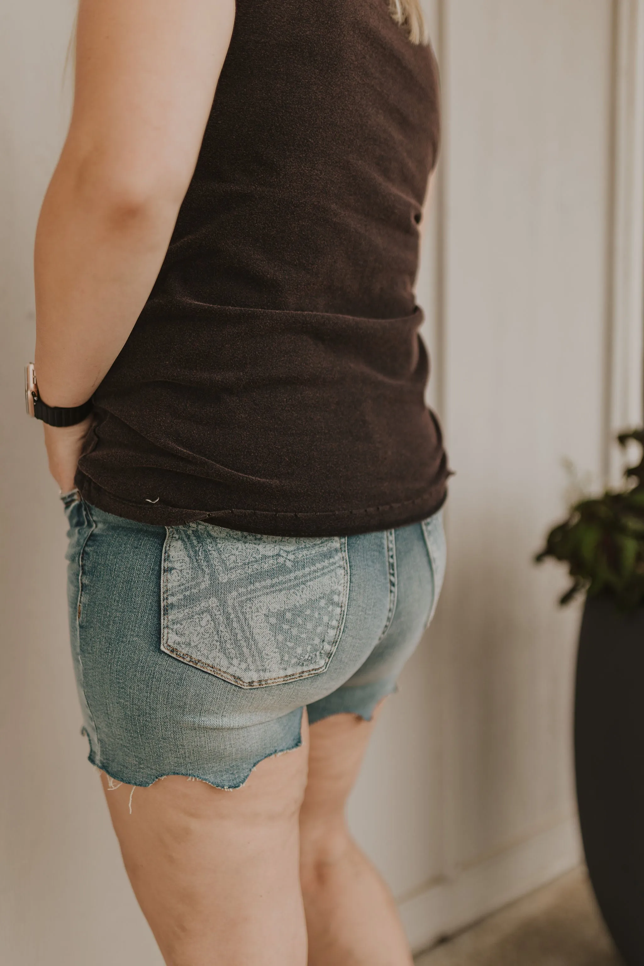 CALLIE PAISLEY BANDANA JEAN SHORTS