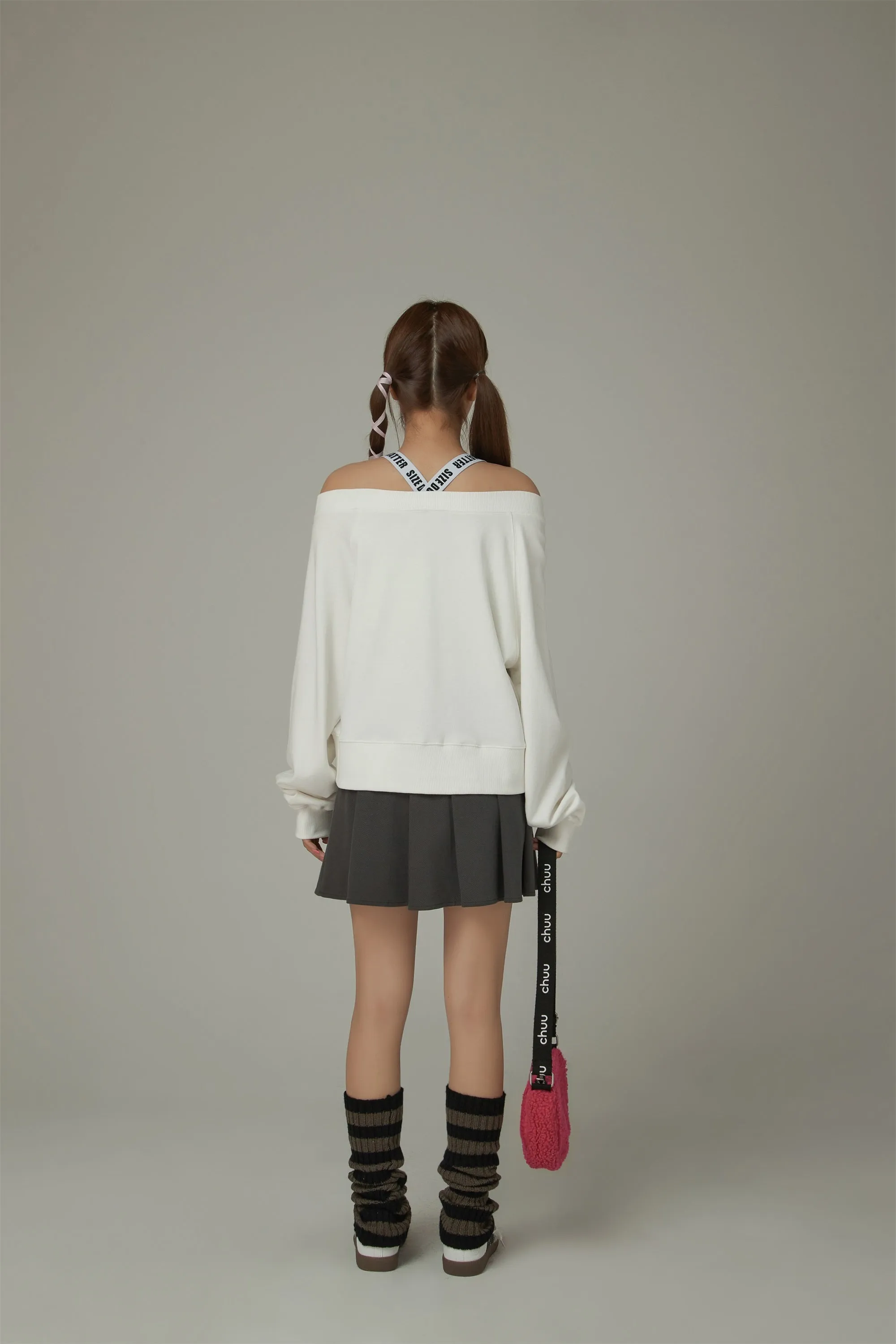 Chuu Made Off The Shoulders Loose Sweatshirt