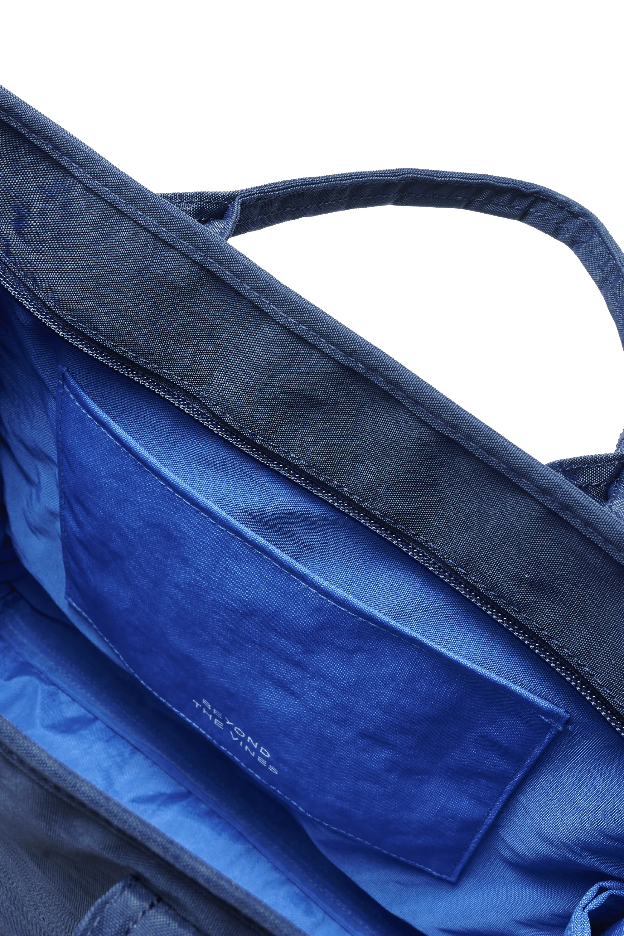 Crunch Carryall 02