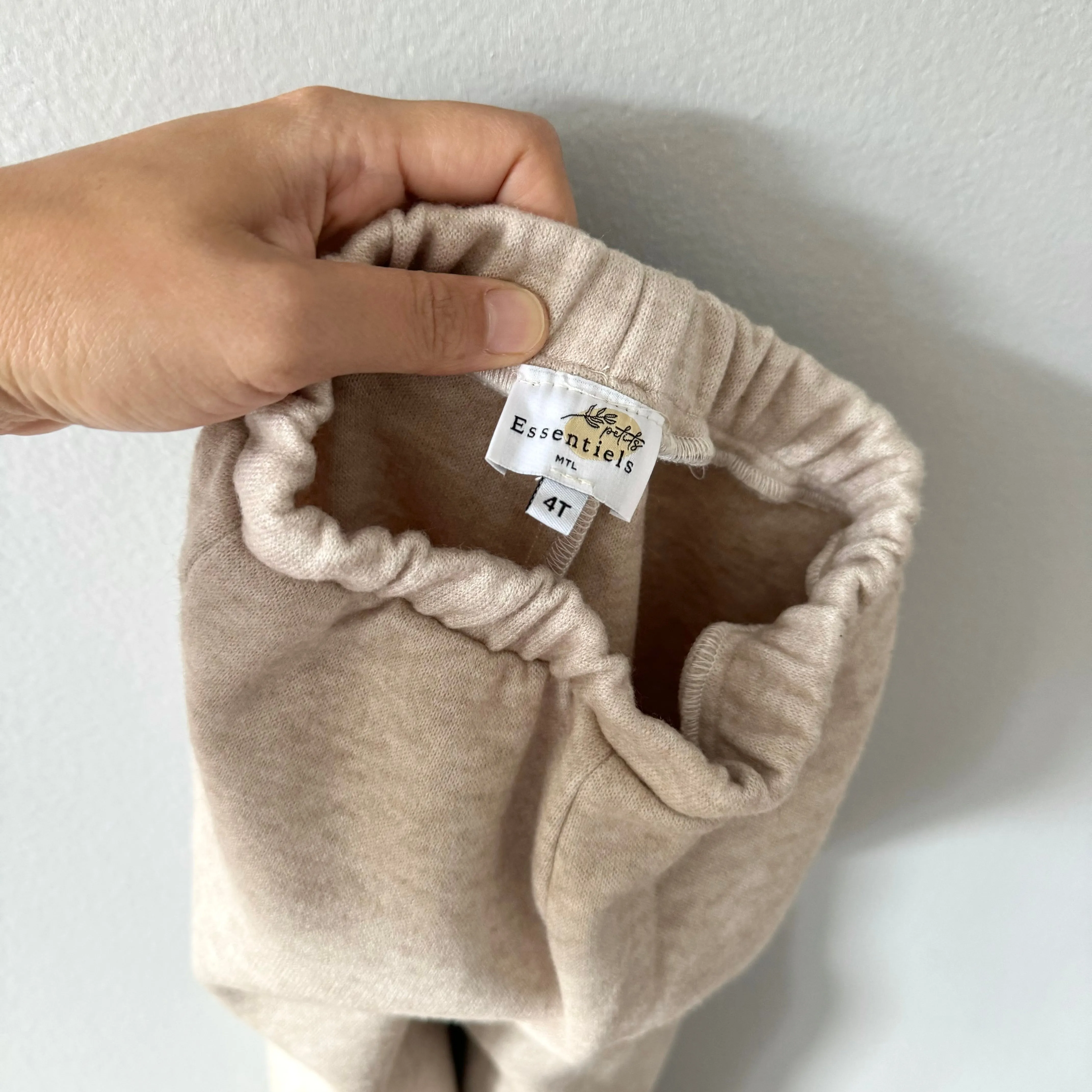 Essentials MTL / Beige knit sets / 4T