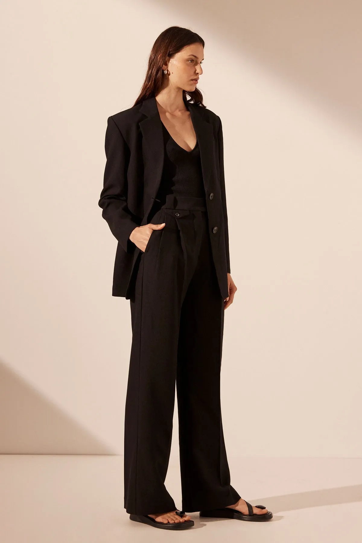 IRENA OVERSIZED TAILORED BLAZER - BLACK