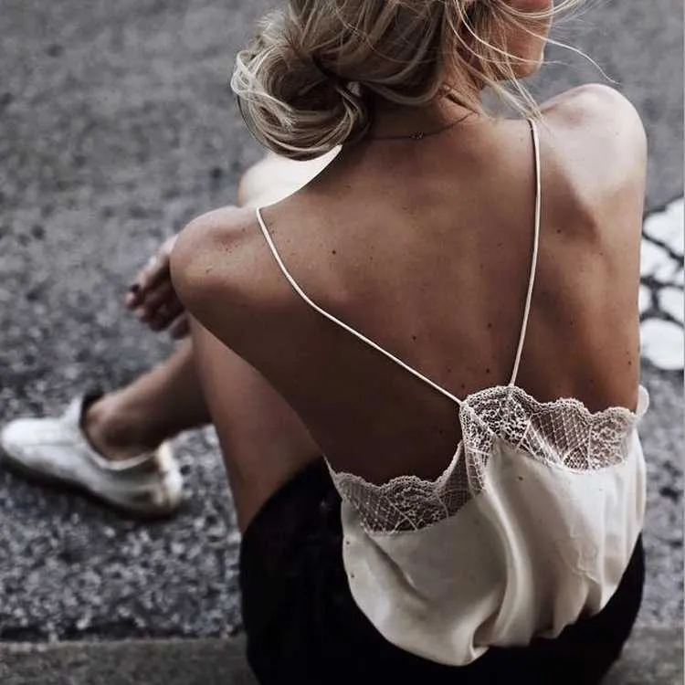 Lace Trimmed V Neck Swing Spaghetti Cami Top