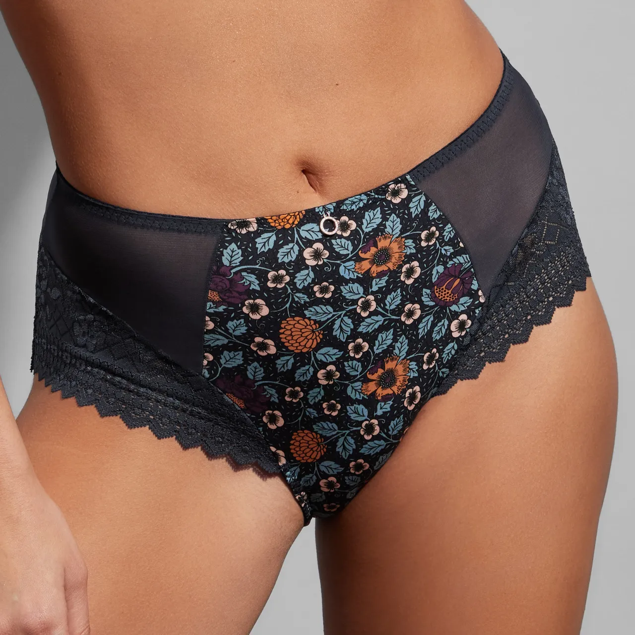 Melody Seamless Deep Brief in Flower