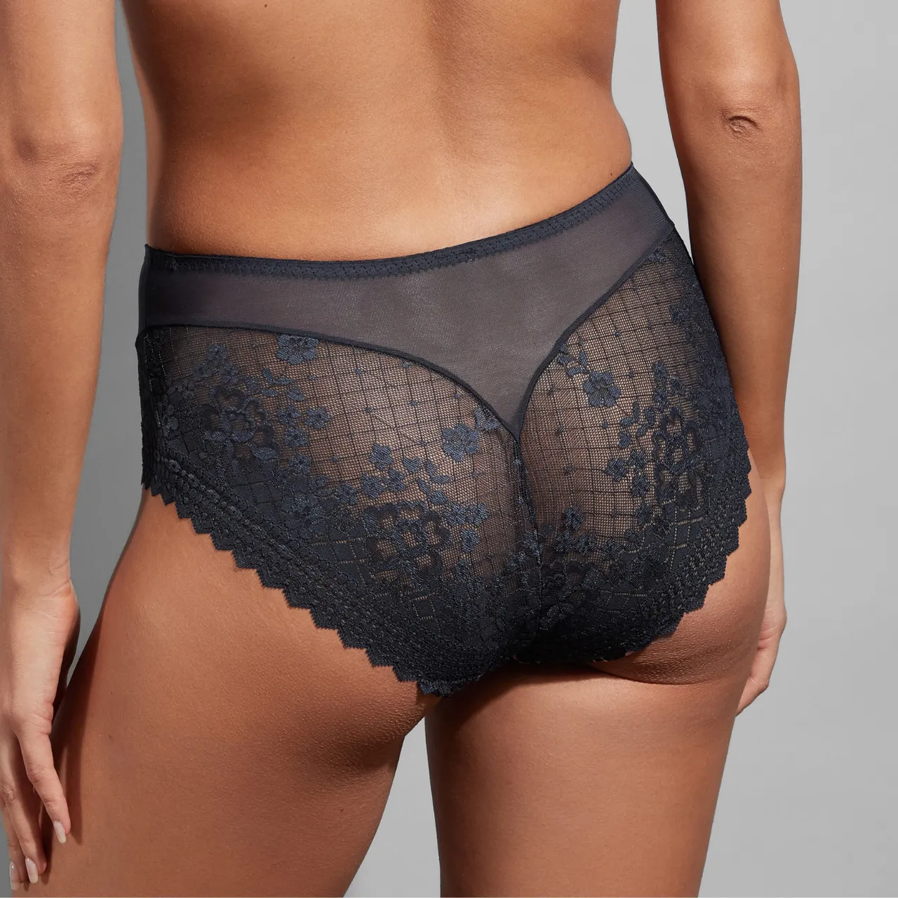 Melody Seamless Deep Brief in Flower