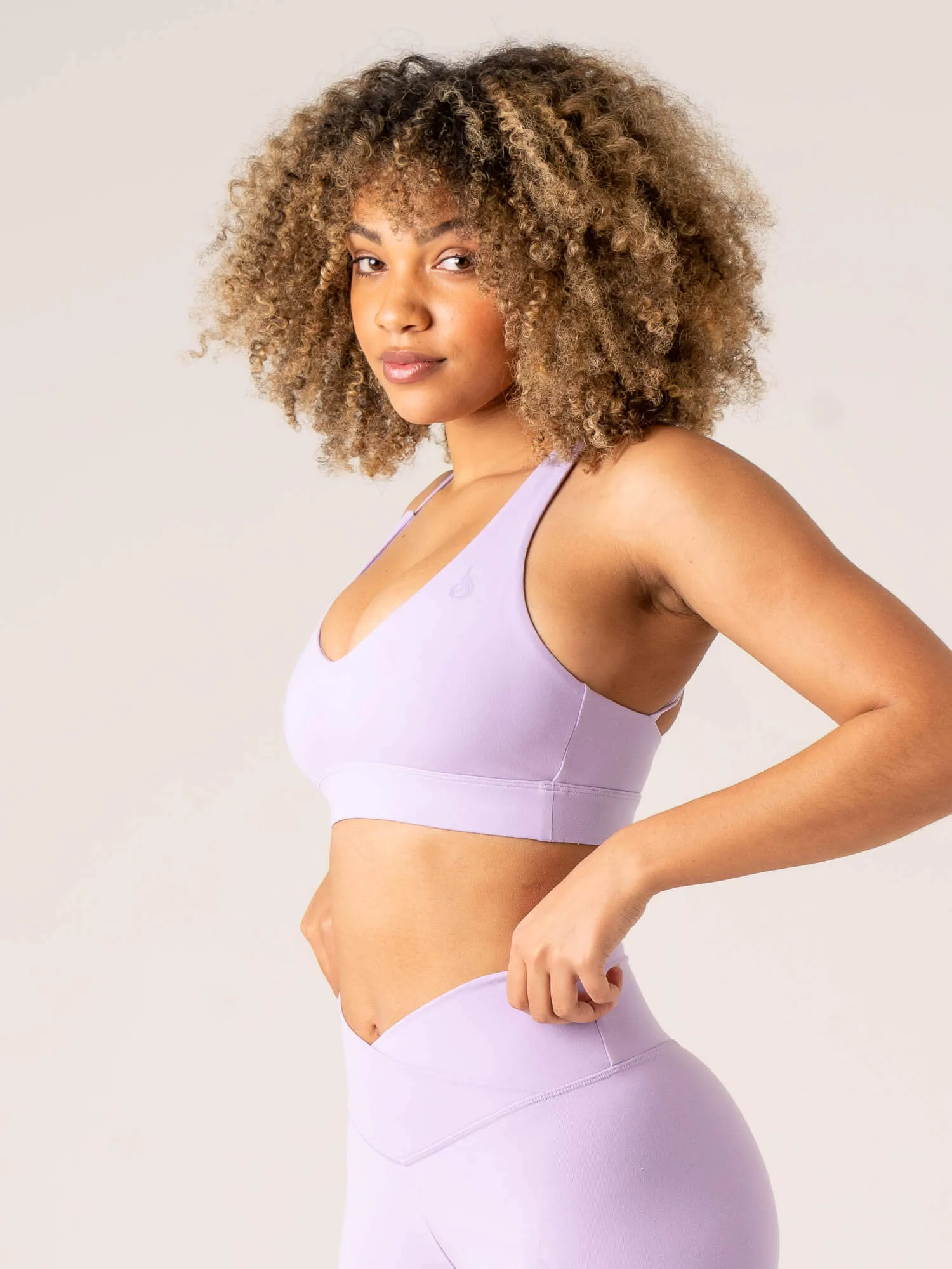 Momentum V-Neck Sports Bra - Lavender