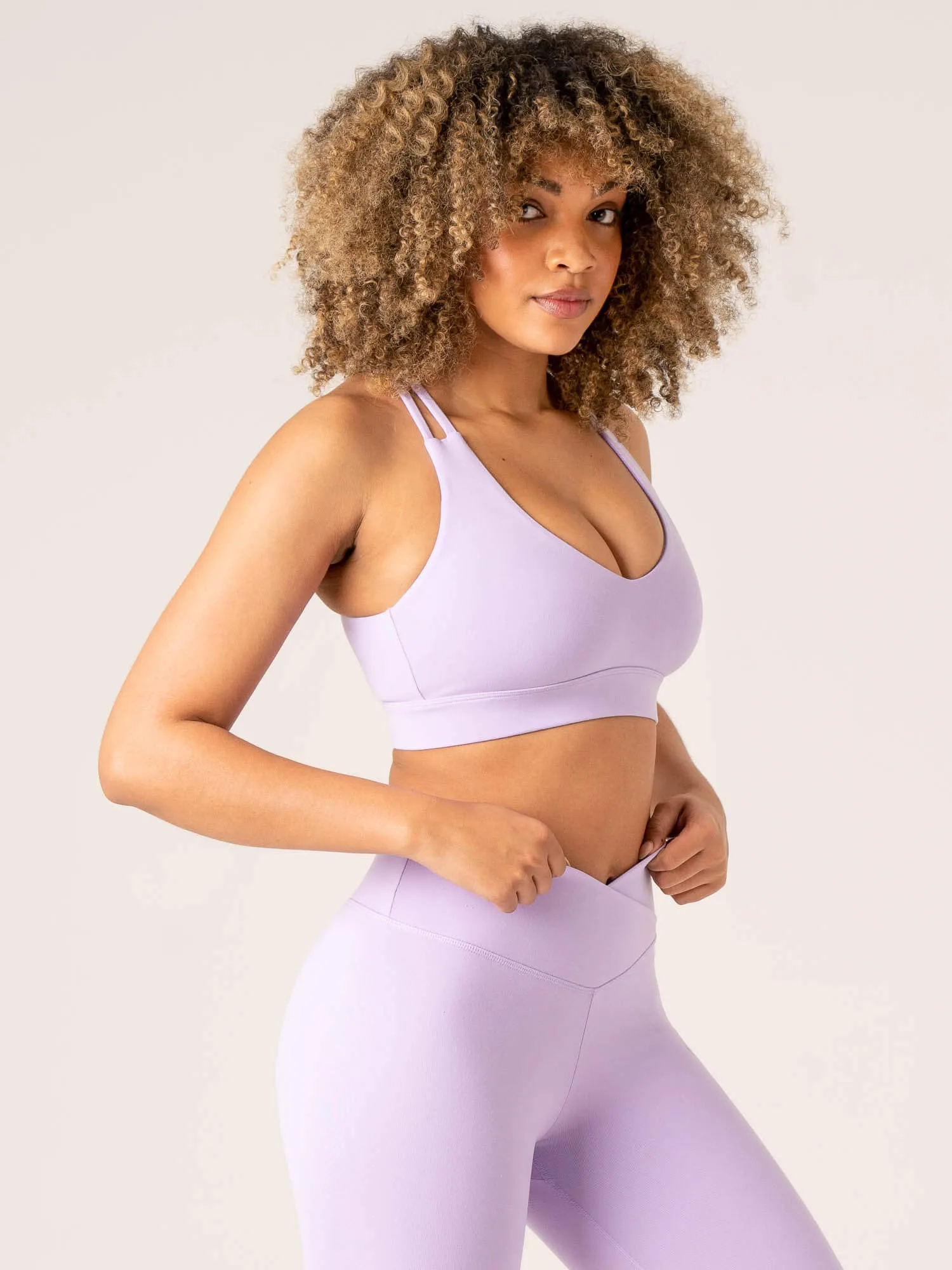 Momentum V-Neck Sports Bra - Lavender