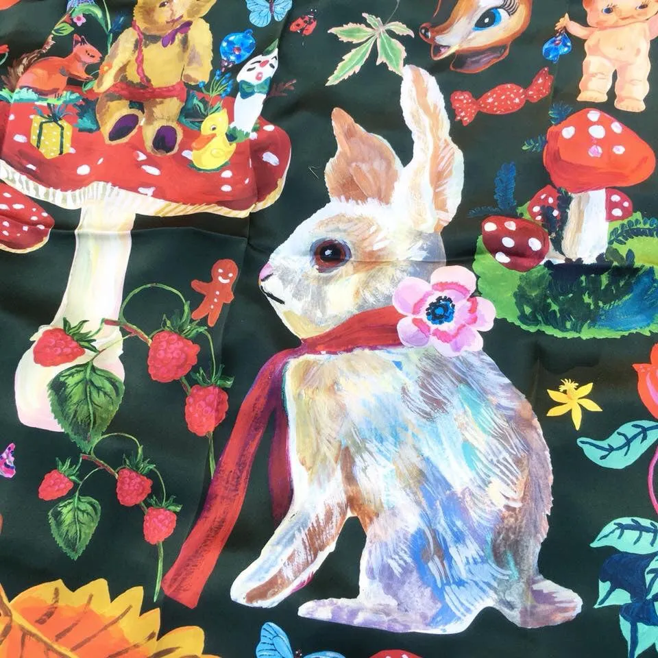 NL - Silk Scarf Rabbit in Forest