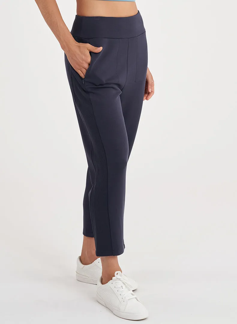 Ultraluxe Straight Leg Pant